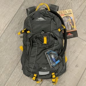 High Sierra hydration pack